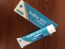 Crevil Sulfur 10% Ointment Kem đặc trị mụn (30g)